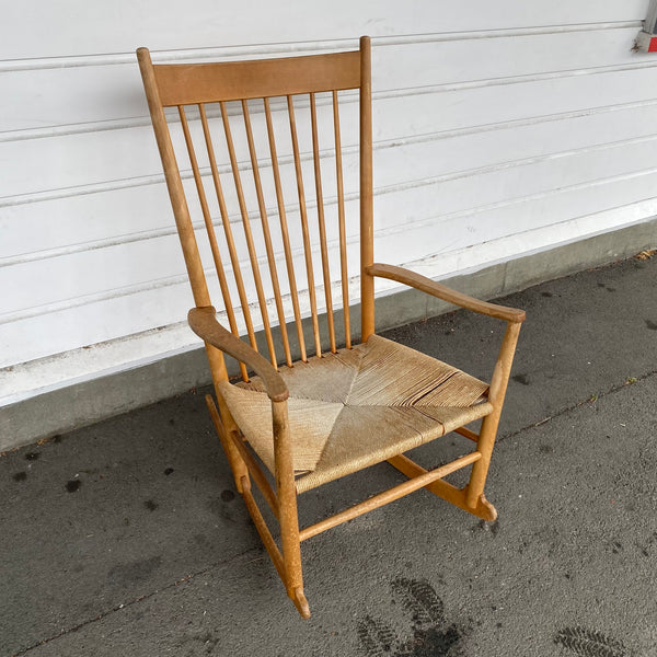 Hans Wegner J16 Rocking Chair