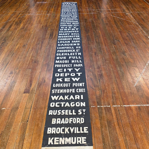 16. Dunedin Bus Blind