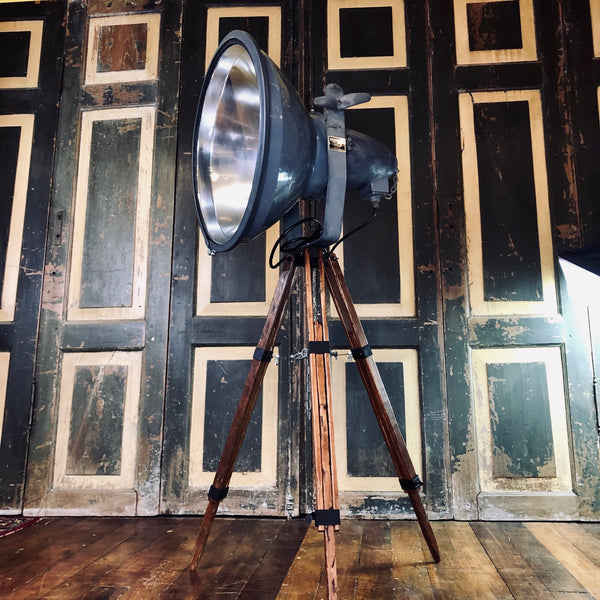 Kong Benjamin Lamp on Home Crafted Tripod